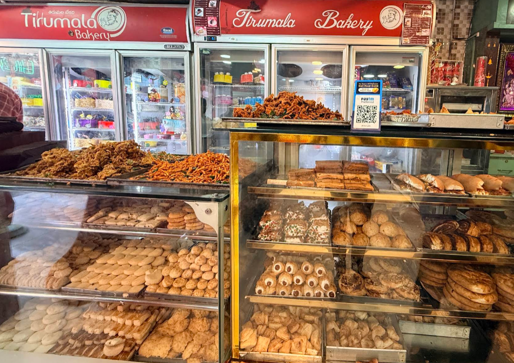 Bakery Cake Display